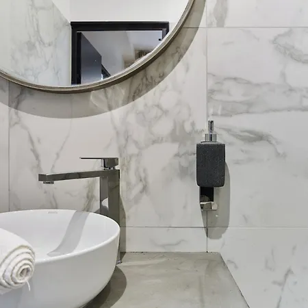Apartment Place Vendome By Studioprestige