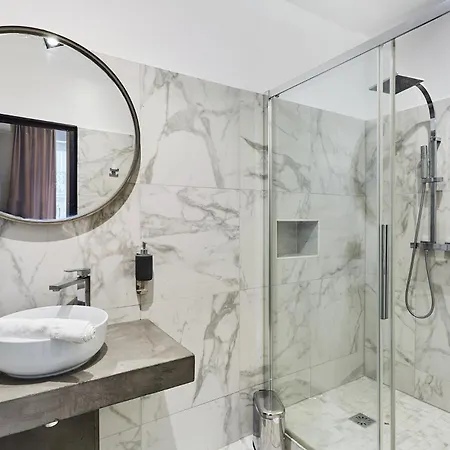 Apartment Place Vendome By Studioprestige