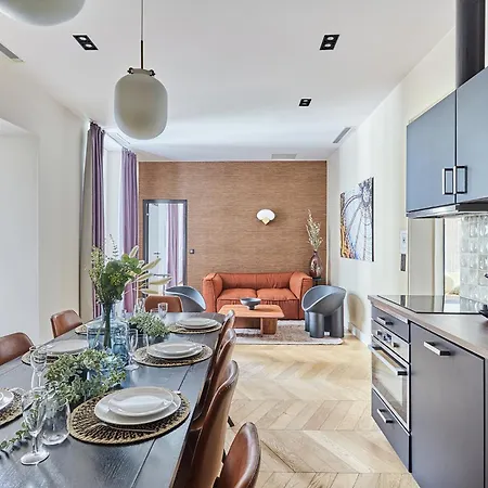 Apartment Place Vendome By Studioprestige *
