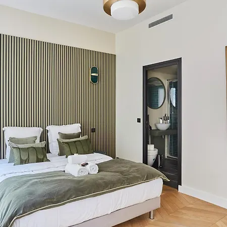 Place Vendome By Studioprestige Paris