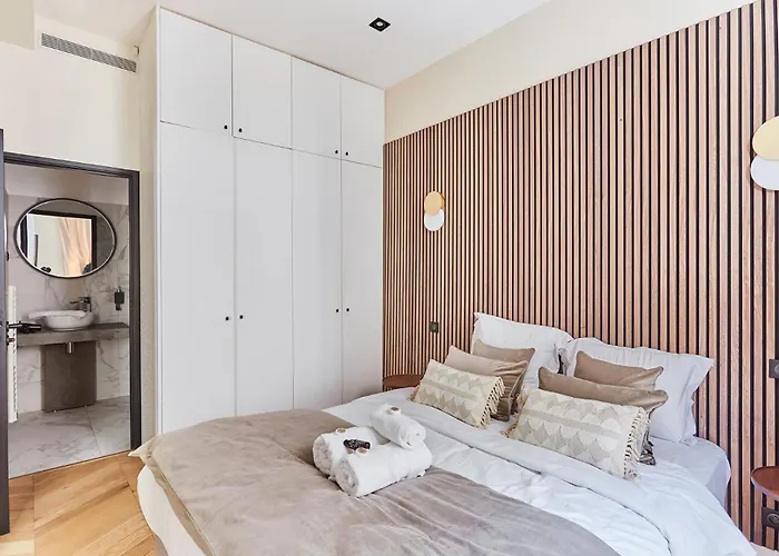 Place Vendome By Studioprestige